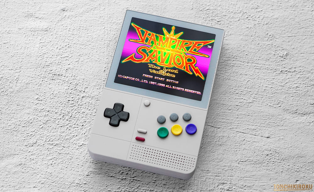 中華ゲーム機「Retroid Pocket Classic」待望のメガドライブ配色モデル