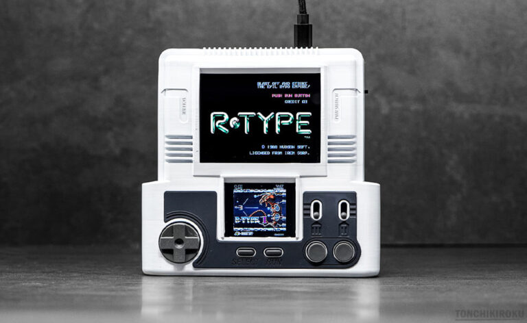 完全受注生産品「PCEmicro Dual」レビュー。まさかの二画面構成の