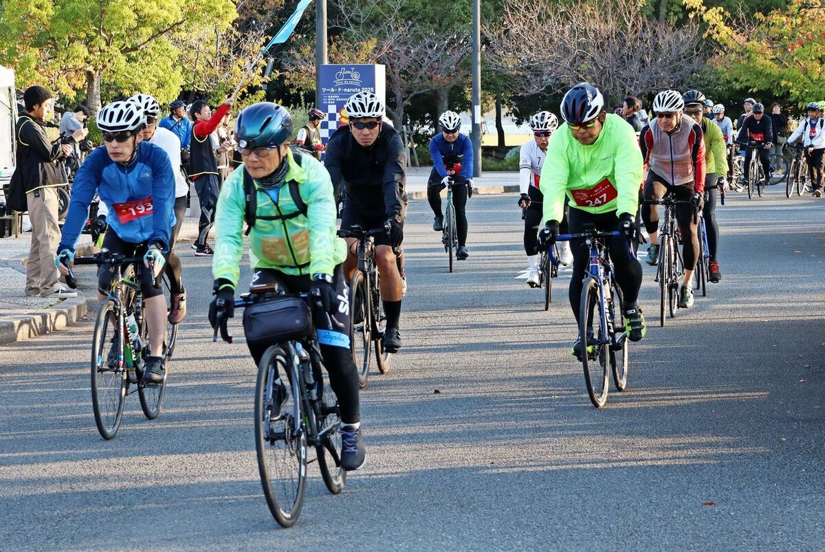 写真7枚】鳴門の街を快走！ ツール・ド・narutoにサイクリスト300人が