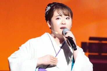 ピアドル”鈴木ゆき お手軽記者発表で「一肌脱ぎます！」 | 東スポWEB