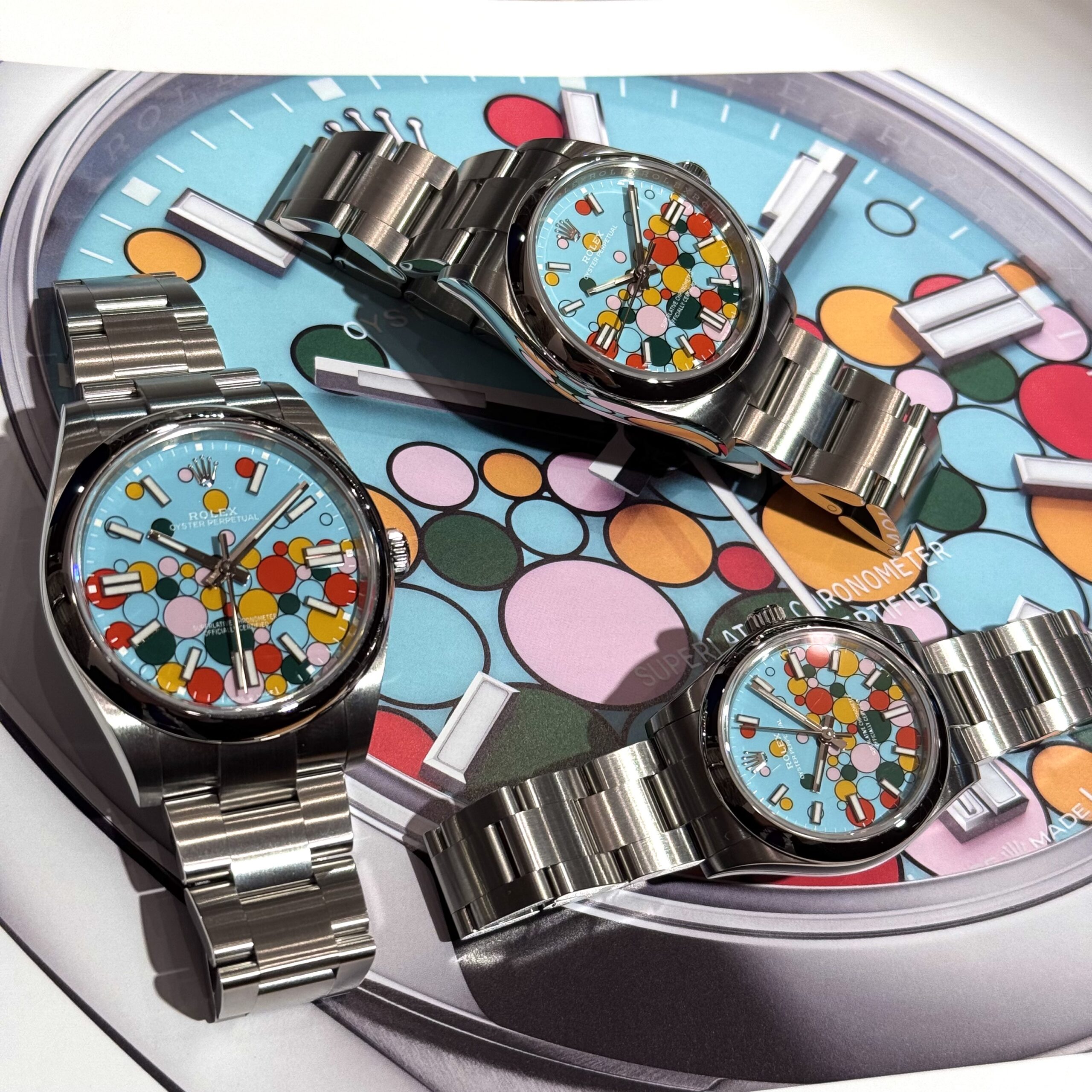 ポップなデザインのセレブレーションダイヤル Ref.277200 Ref.126000