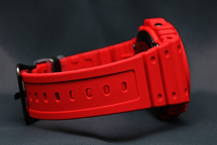 カシオ Gショック 35周年限定モデル レッドアウト DW-5735C-4JR