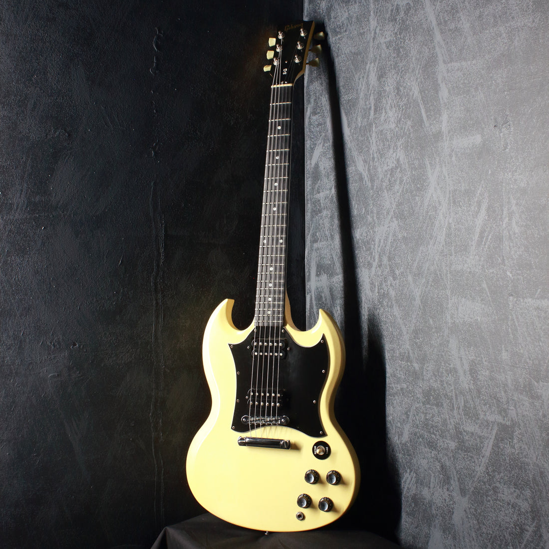 Gibson SG Special Classic White 2004 – Topshelf Instruments