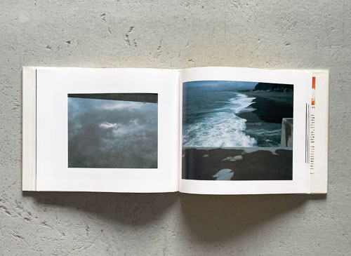 古書古本 Totodo：PILES OF TIME: Risaku Suzuki Photographs（鈴木理