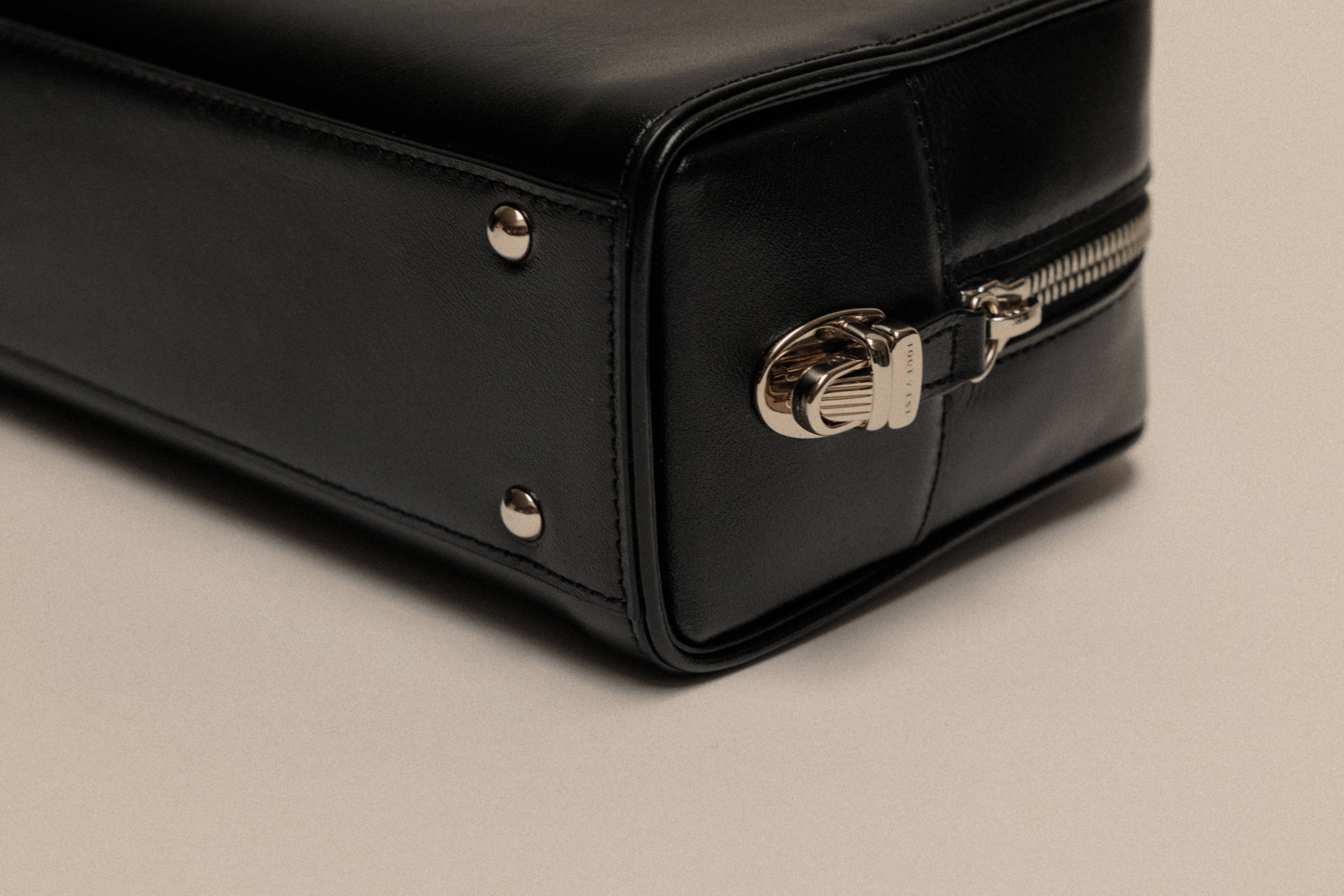 SAC LOQUET MINI BLACK – TOUT Y EST JP