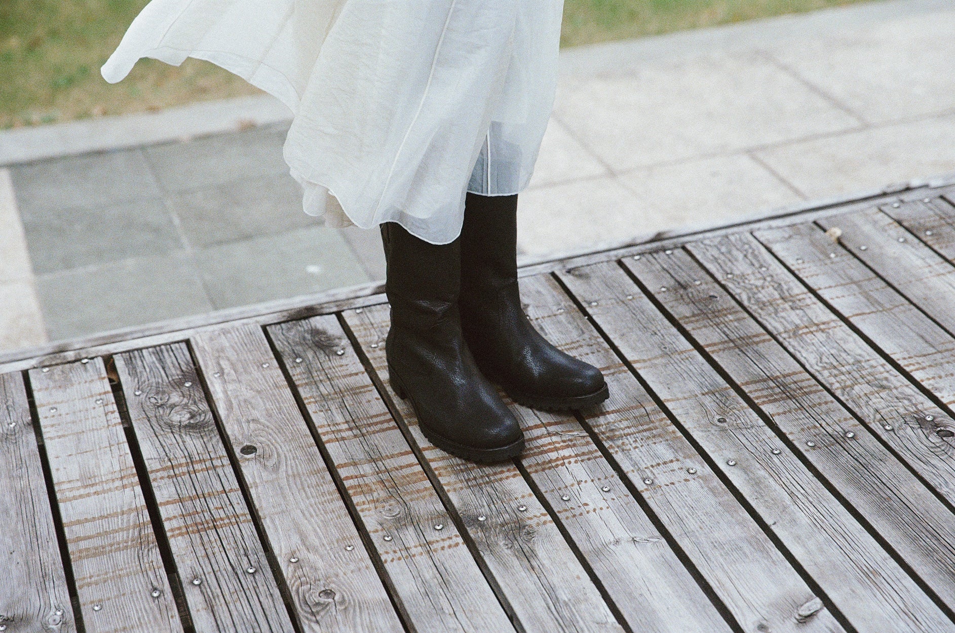 BOOTS – TOUT Y EST JP