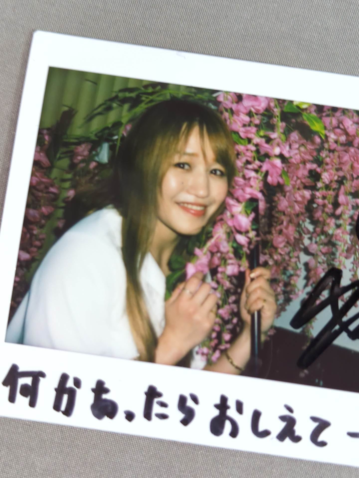 朱里 直筆サイン入りチェキ(A-8) – 闘道館