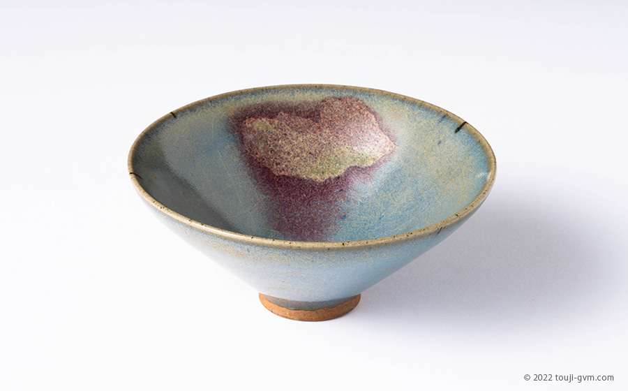 鈞窯 澱青釉紫斑斗傘碗 – Jun ware Tea Bowl | 陶磁オンライン美術館ー