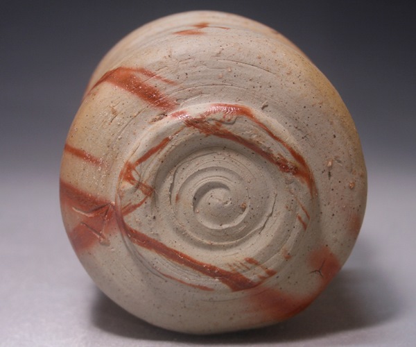 山本陶秀 作 「備前緋襷筒茶碗」 ～備前焼専門卸小売店 川口陶楽苑～