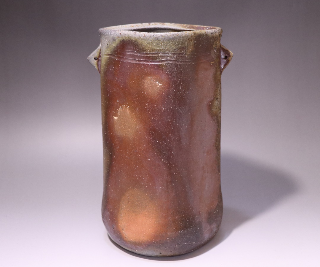 伊勢崎 満 作 「伊部緋襷徳利」 ～備前焼専門卸小売店 川口陶楽苑～