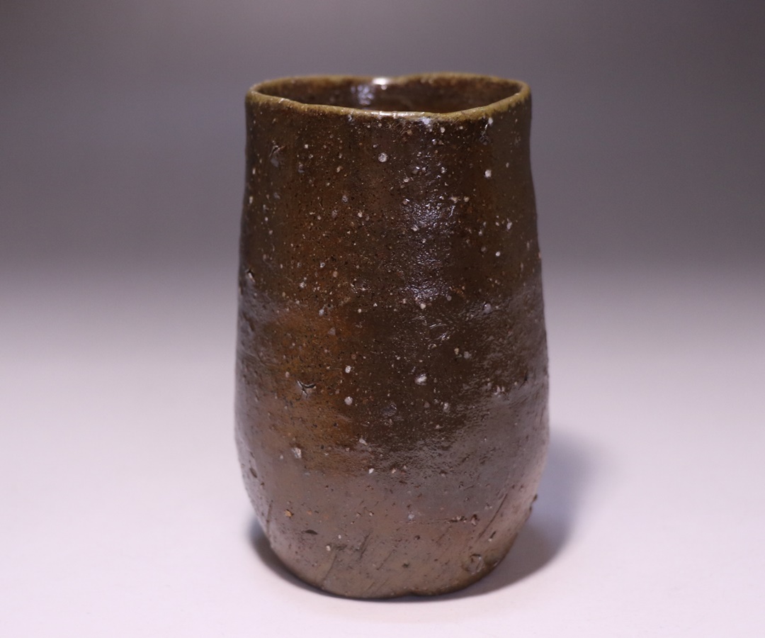 金重 愫 作 「備前麦酒呑」 ～備前焼専門卸小売店 川口陶楽苑～