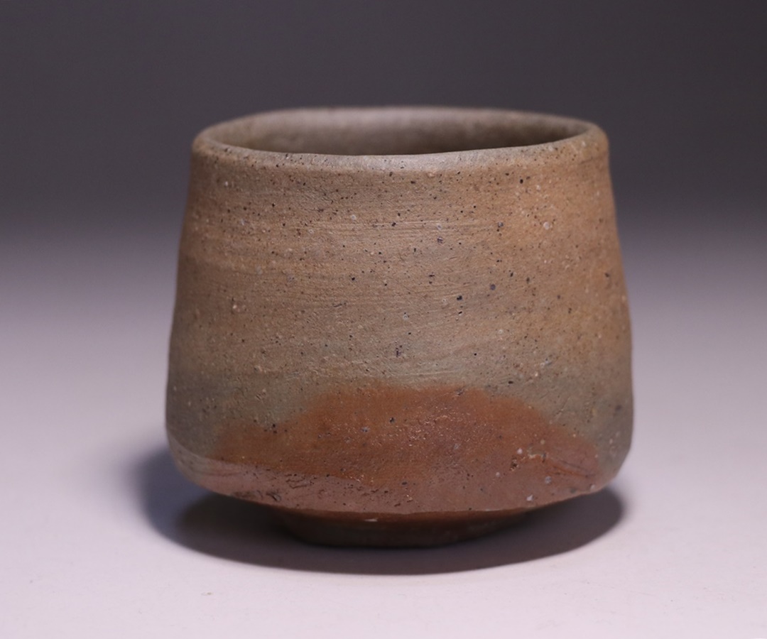 高力芳照 作 「備前火襷酒呑」 ～備前焼専門卸小売店 川口陶楽苑～