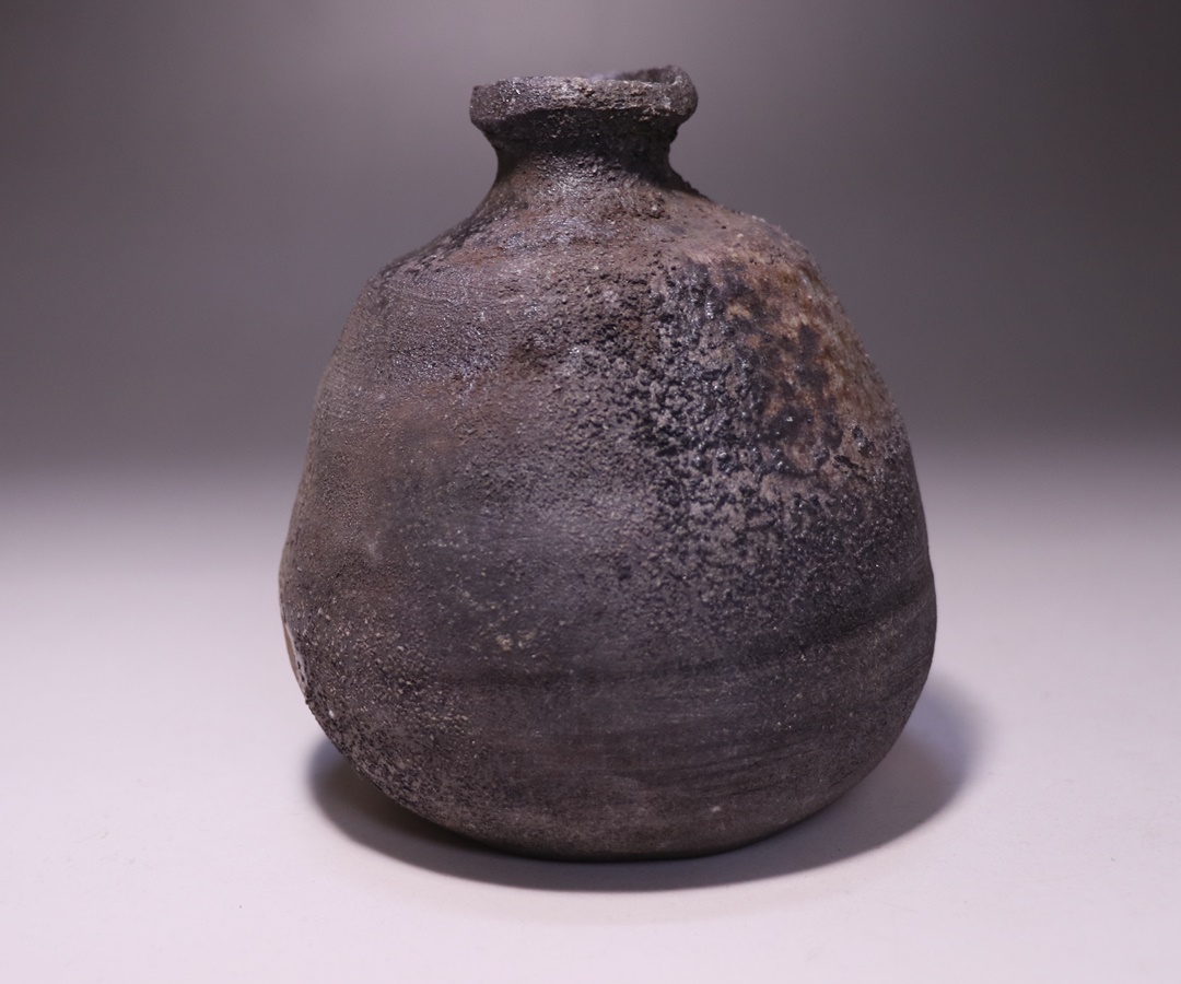 中村和樹 作 「備前窯変徳利」 ～備前焼専門卸小売店 川口陶楽苑～