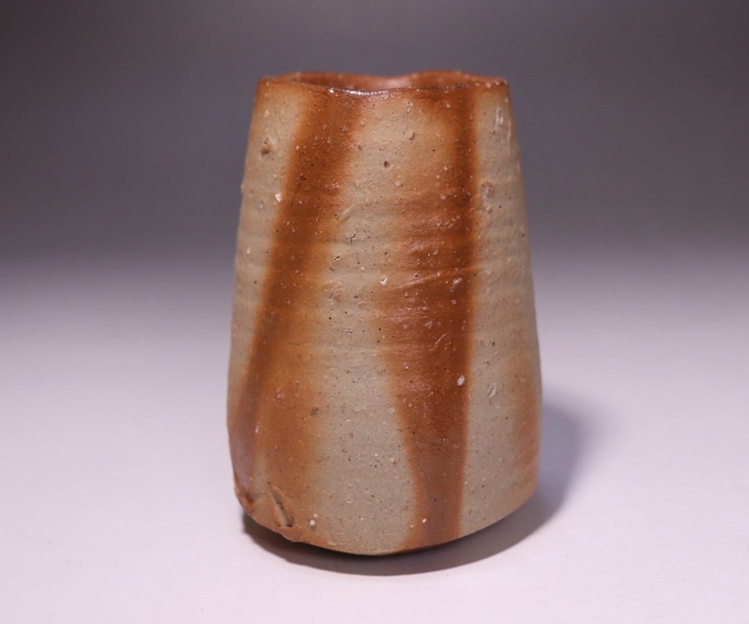 金重 愫 作 「緋襷麦酒呑」 ～備前焼専門卸小売店 川口陶楽苑～