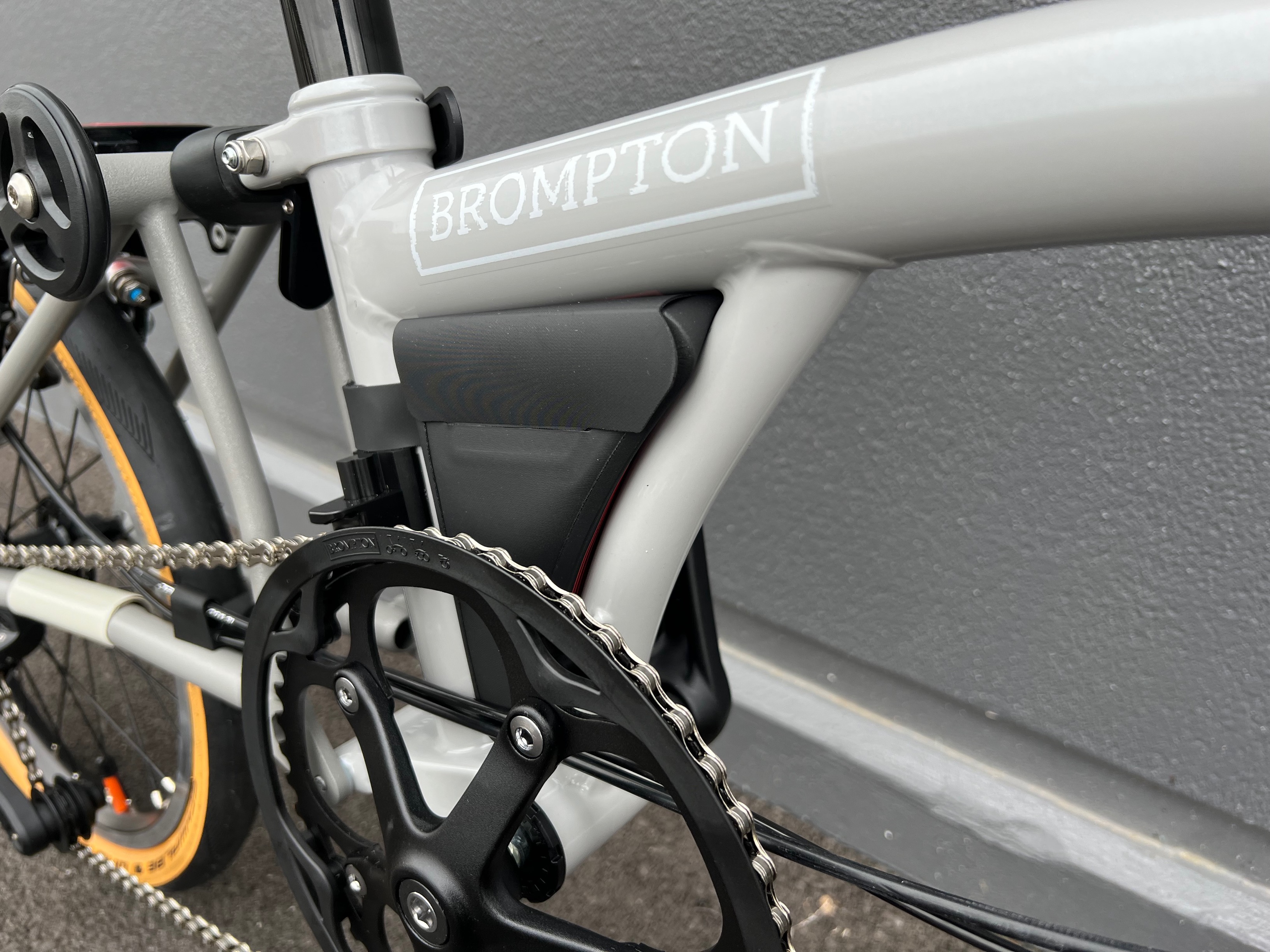 Brompton x CHPT3 V4 ついに入荷！ | トイファクトリーのミニベロ専門