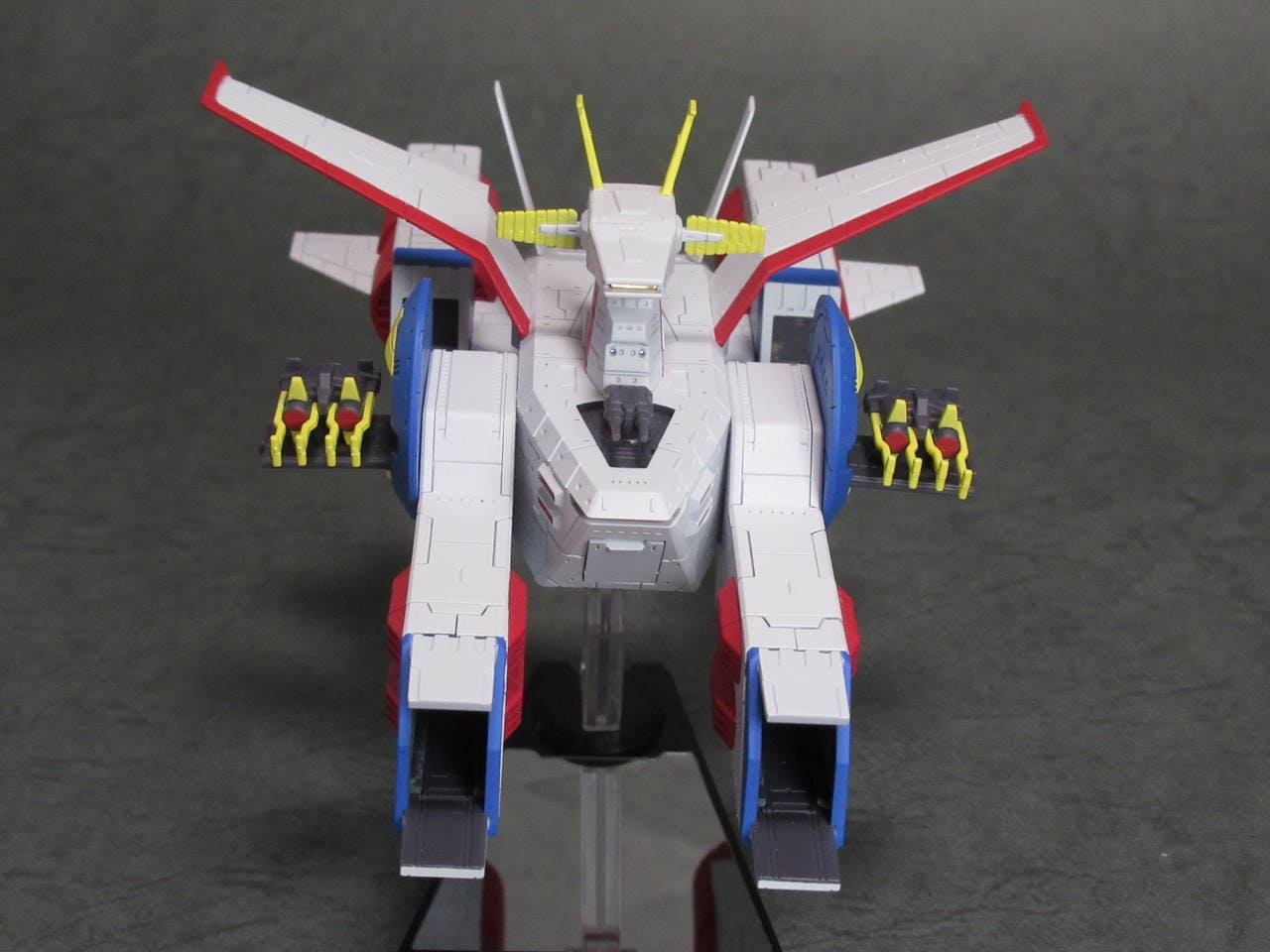 輝艦大全 1/1700 ペガサス級強襲揚陸艦2番艦 ホワイトベース レビュー