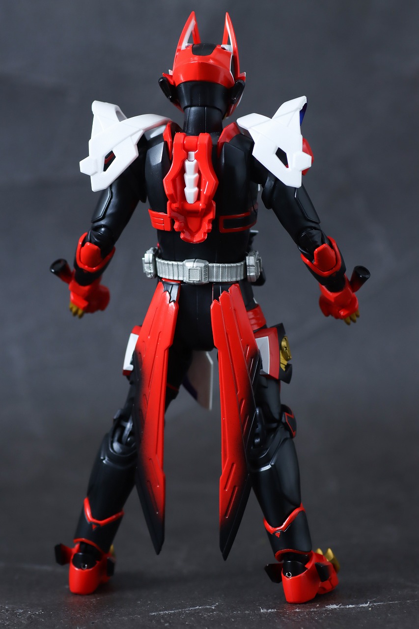 S.H.フィギュアーツ 仮面ライダーギーツ レーザーブーストフォーム