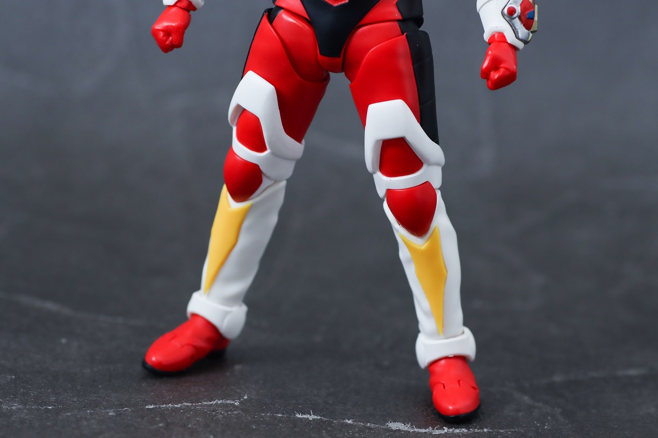 S.H.フィギュアーツ 真骨彫製法 グリッドマン レビュー | トイハコ