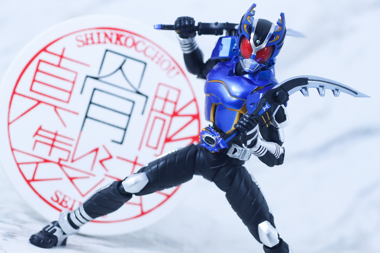 S.H.フィギュアーツ 真骨彫製法 仮面ライダーガタック ライダー