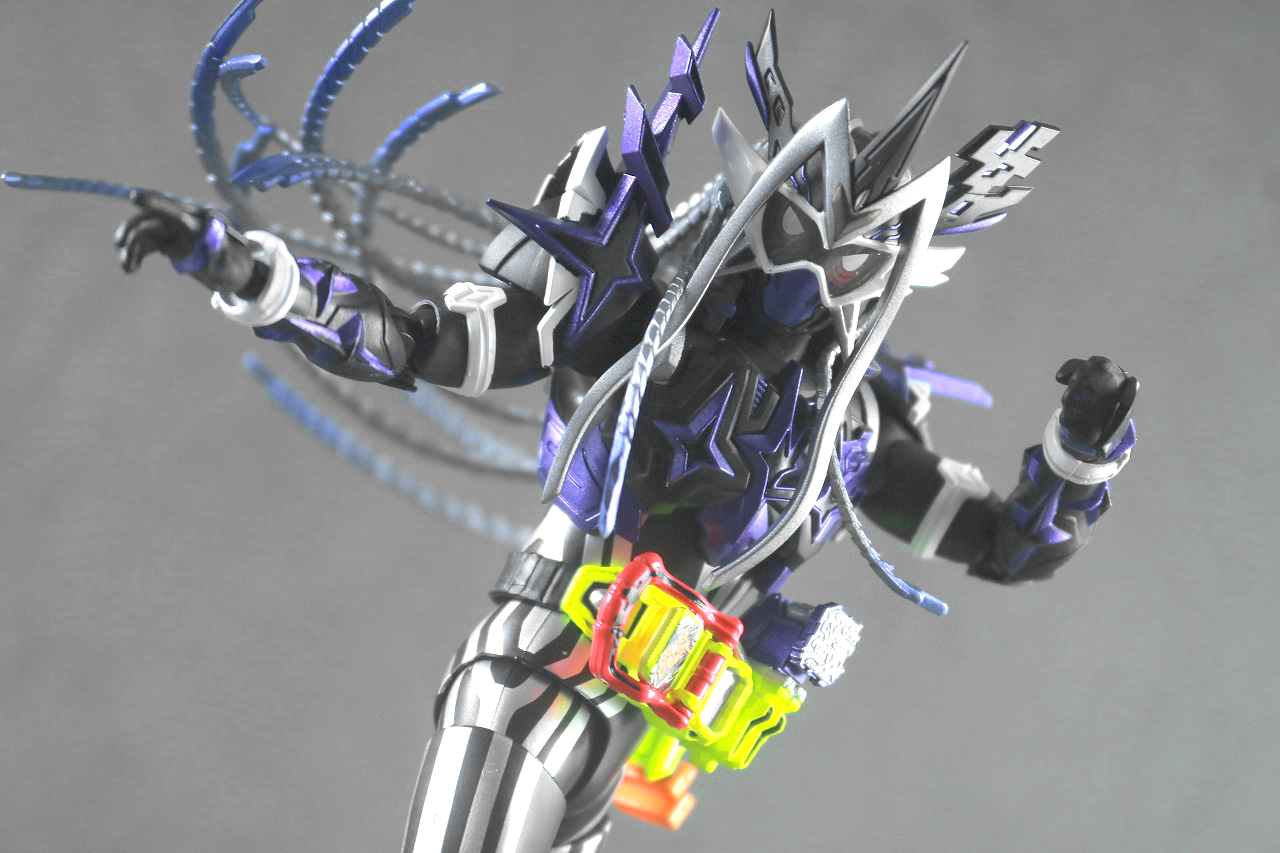 S.H.フィギュアーツ 仮面ライダーゲンム 無双ゲーマー レビュー | トイハコ