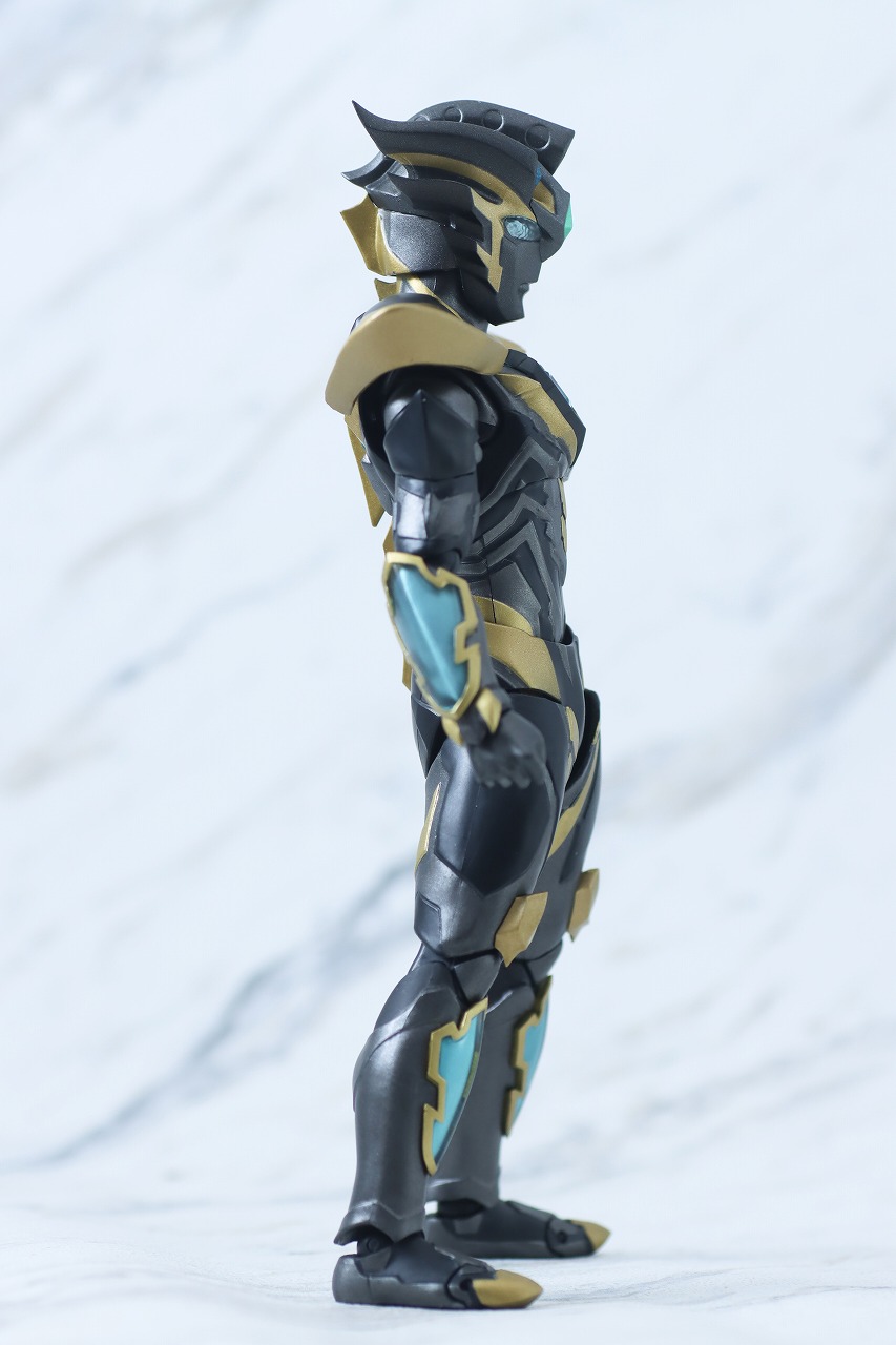 S.H.フィギュアーツ ウルトラマンゼット デスシウムクロー レビュー