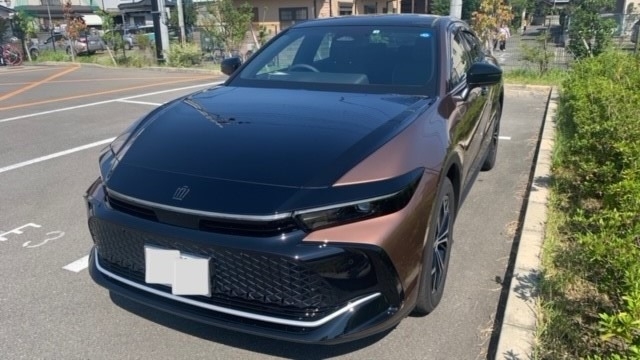 クラウンの試乗車が入ってきました！