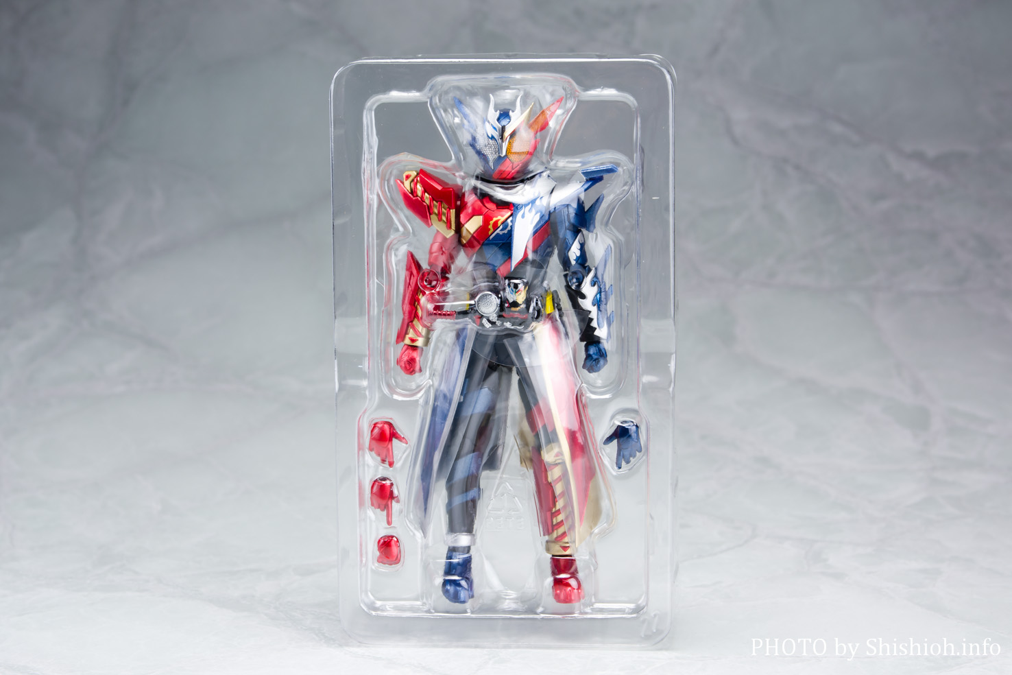 SHFiguarts 仮面ライダービルド クロスビルドフォーム SHFiguarts 仮面