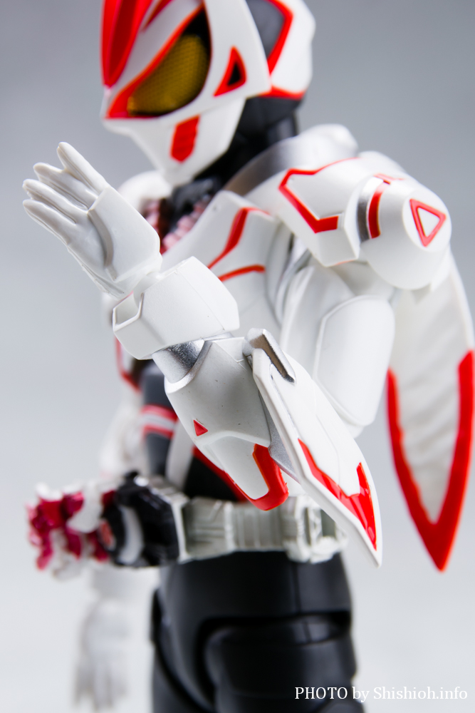 徹底レビュー】S.H.Figuarts 仮面ライダーギーツ ブーストフォーム