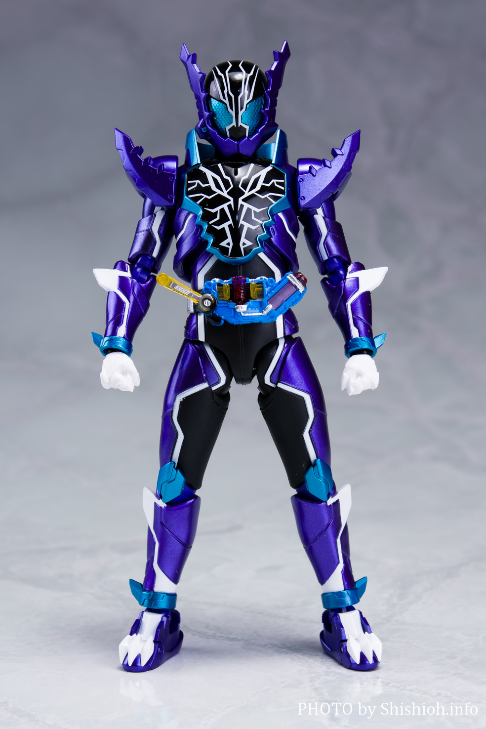 レビュー】S.H.Figuarts 仮面ライダーローグ