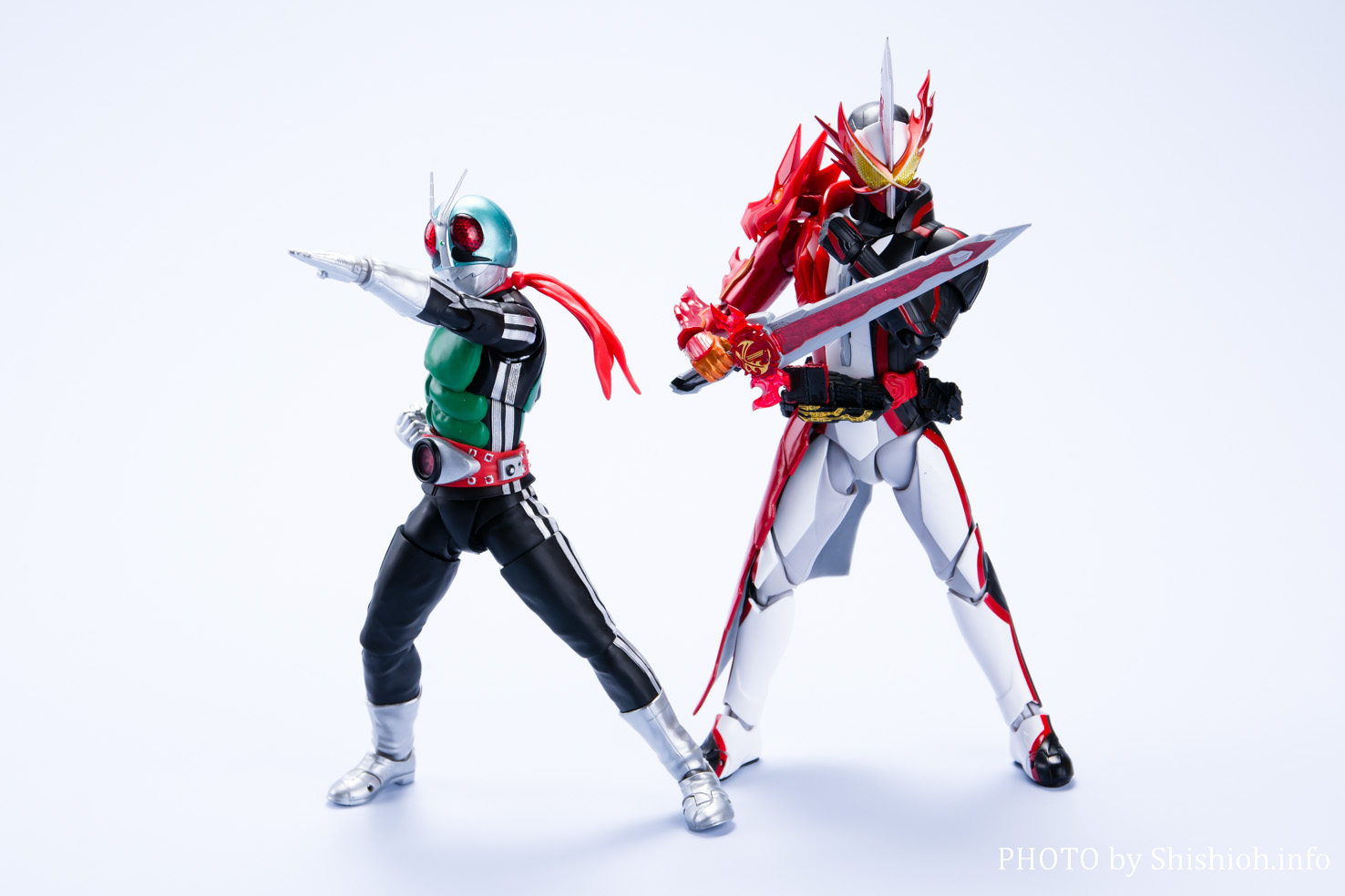 1円〜 未開封 真骨彫製法 仮面ライダークウガ マイティ [FIG]S.H.Figuarts(