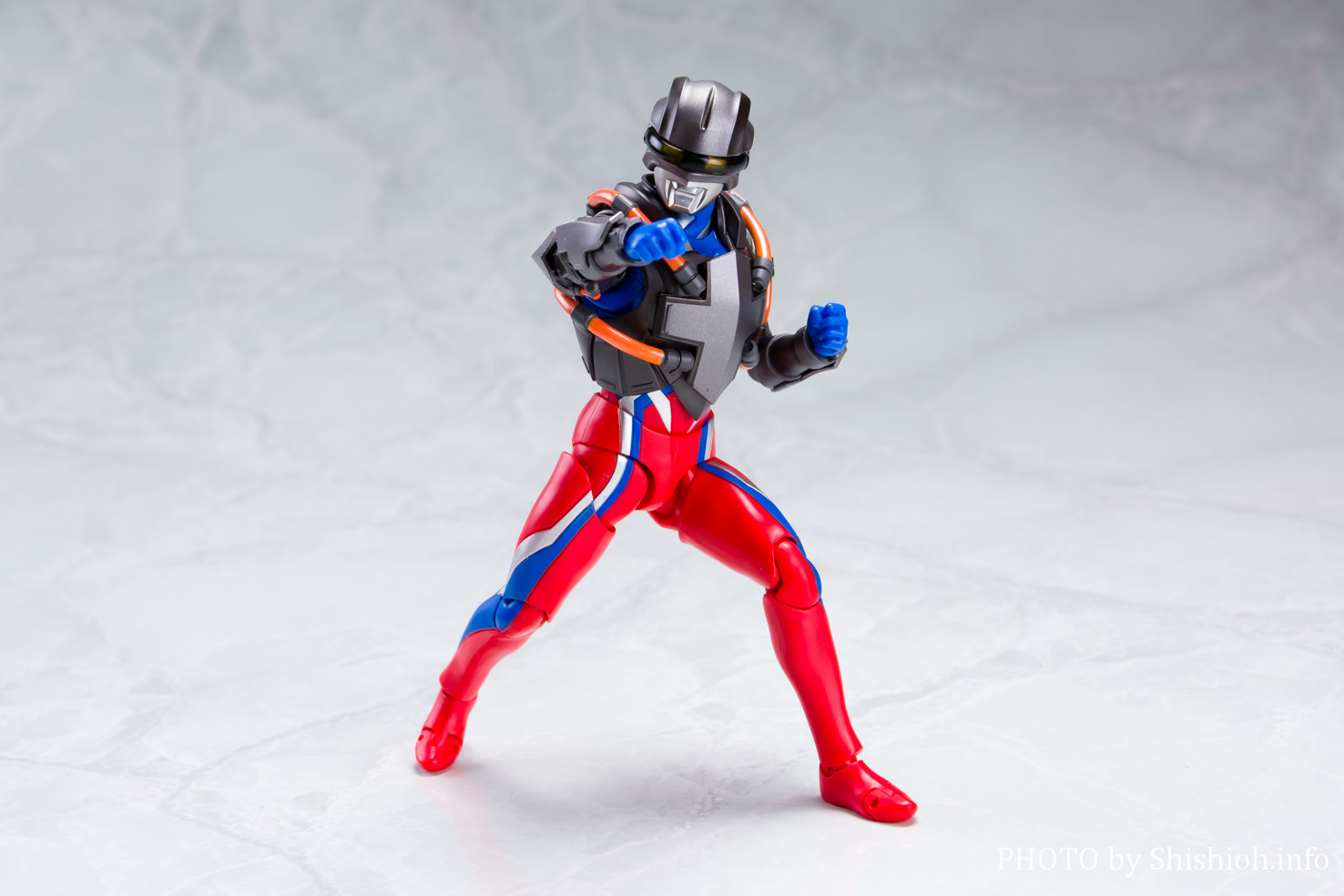 レビュー】S.H.Figuarts テクターギア・ゼロ