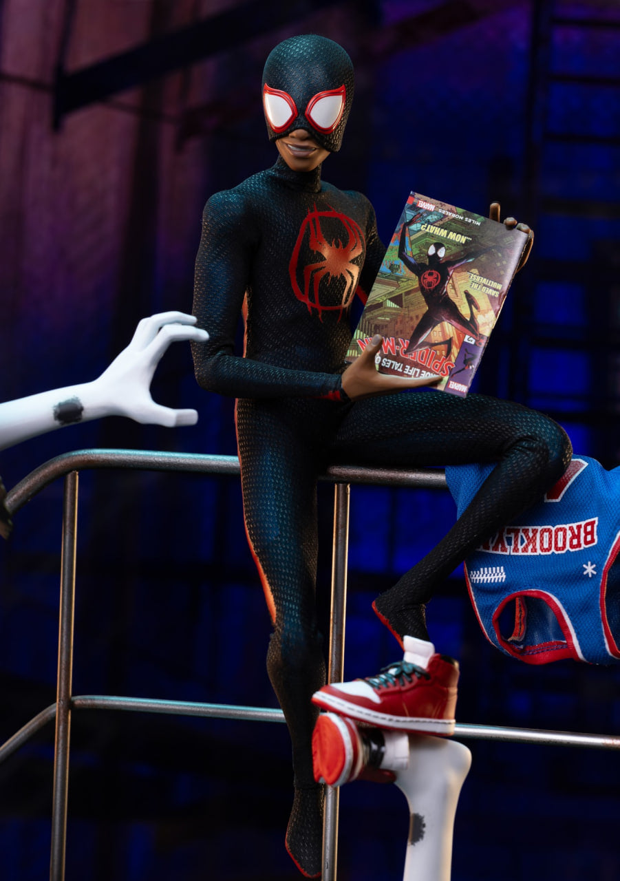 READY🔥Hot Toys MMS710B Spider-man: Across The Spiderverse – Miles