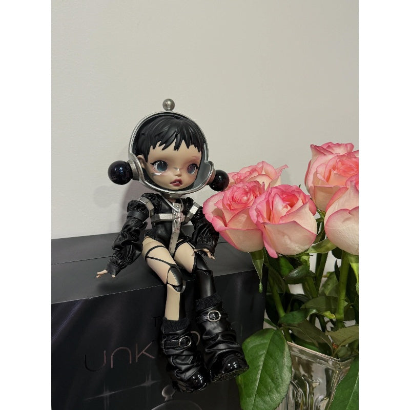 Skullpanda The Unknown 1/6 Action Figure – TOYSEZ