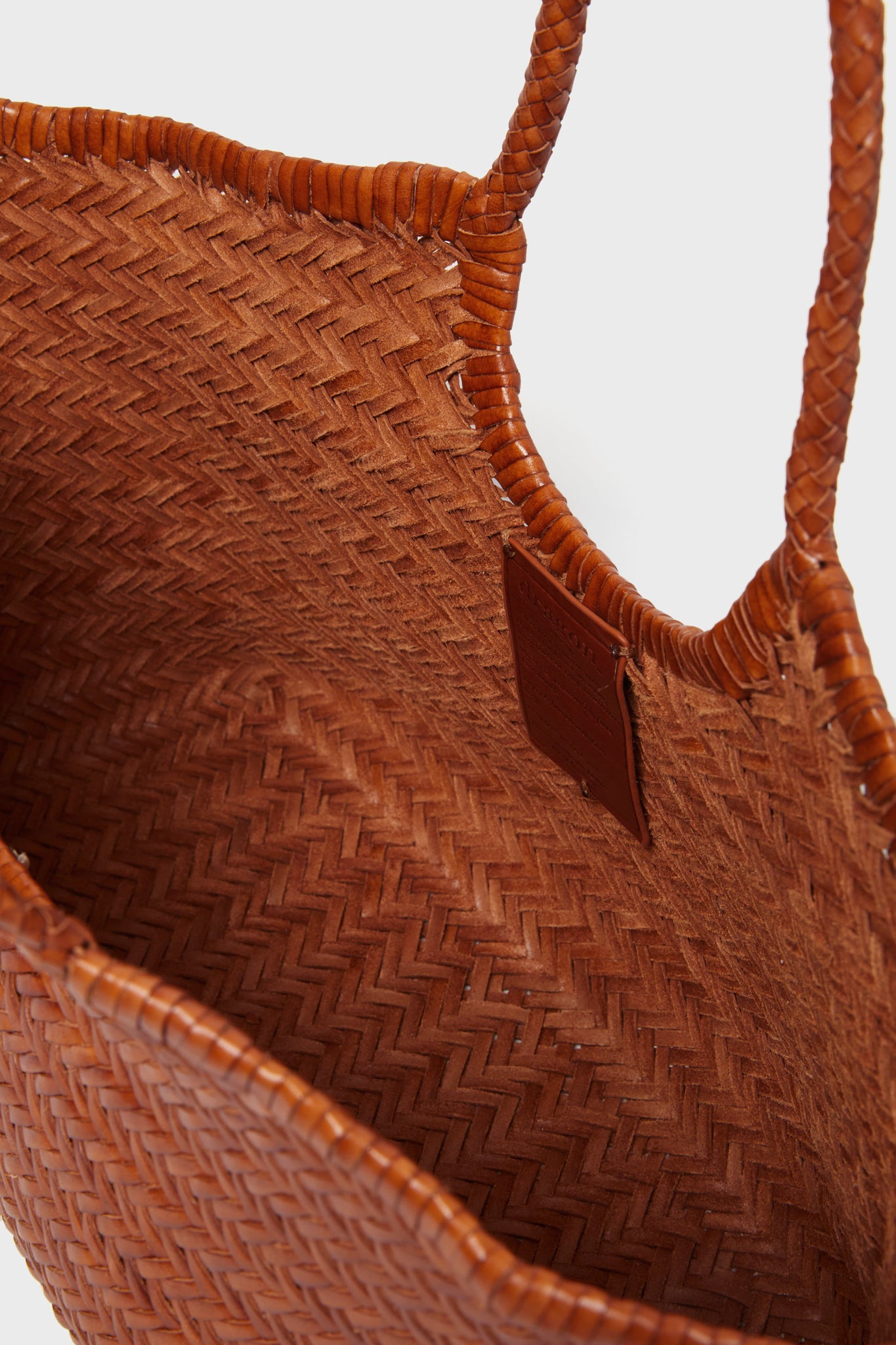 Tan Nantucket Basket | Dragon Diffusion