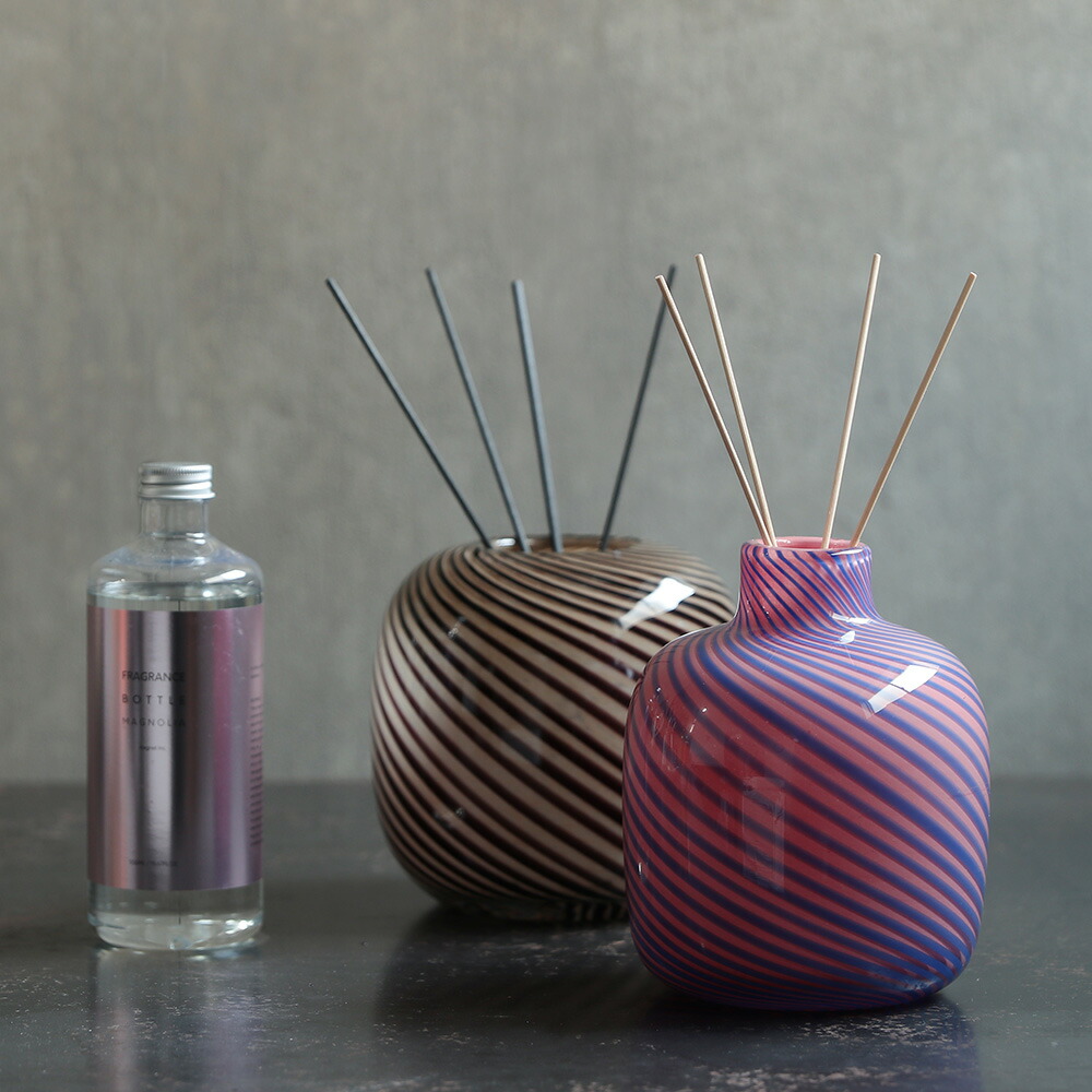 楽天市場】ストライプ 模様 分厚い ガラス フラワーベース HUNT9 Bach