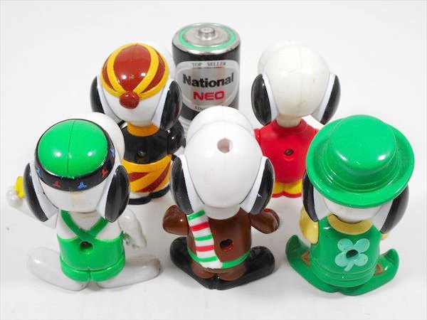 楽天市場】◎【 SNOOPY/スヌーピー 】『 ワールドツアーフィギュア5点