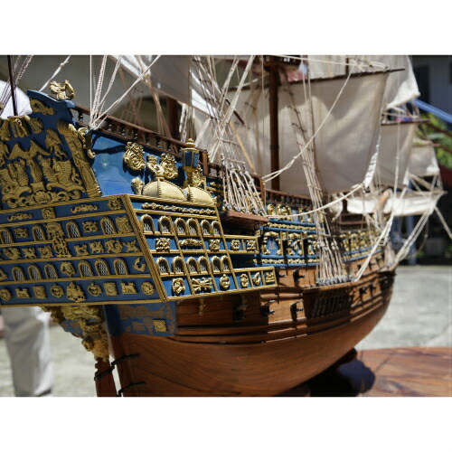 楽天市場】帆船模型 ソブリン.オブ．ザ．シーズ号(青)Mサイズ