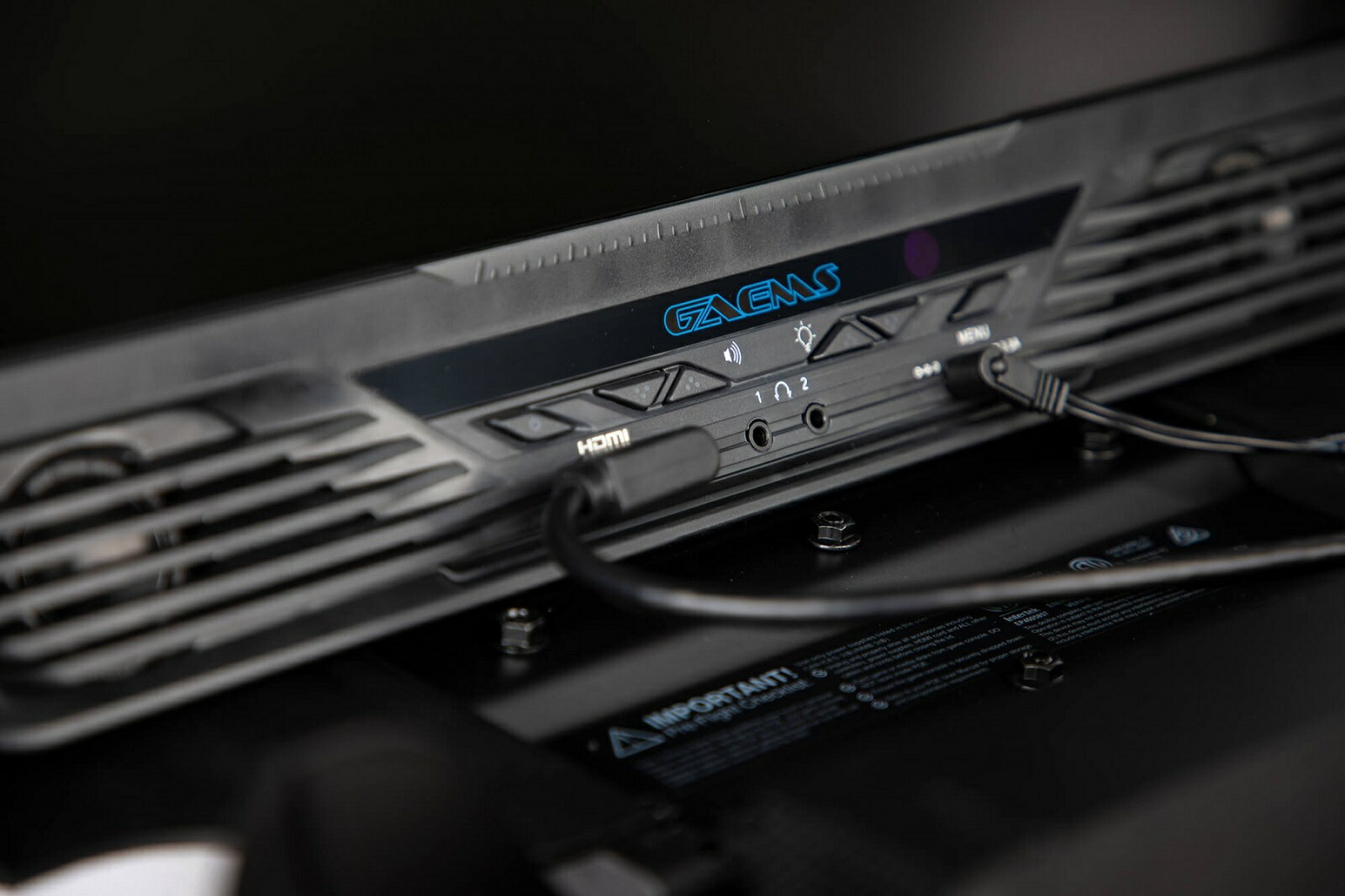 楽天市場】ゲームス 公式 GAEMS G190 バンガード ポータブル