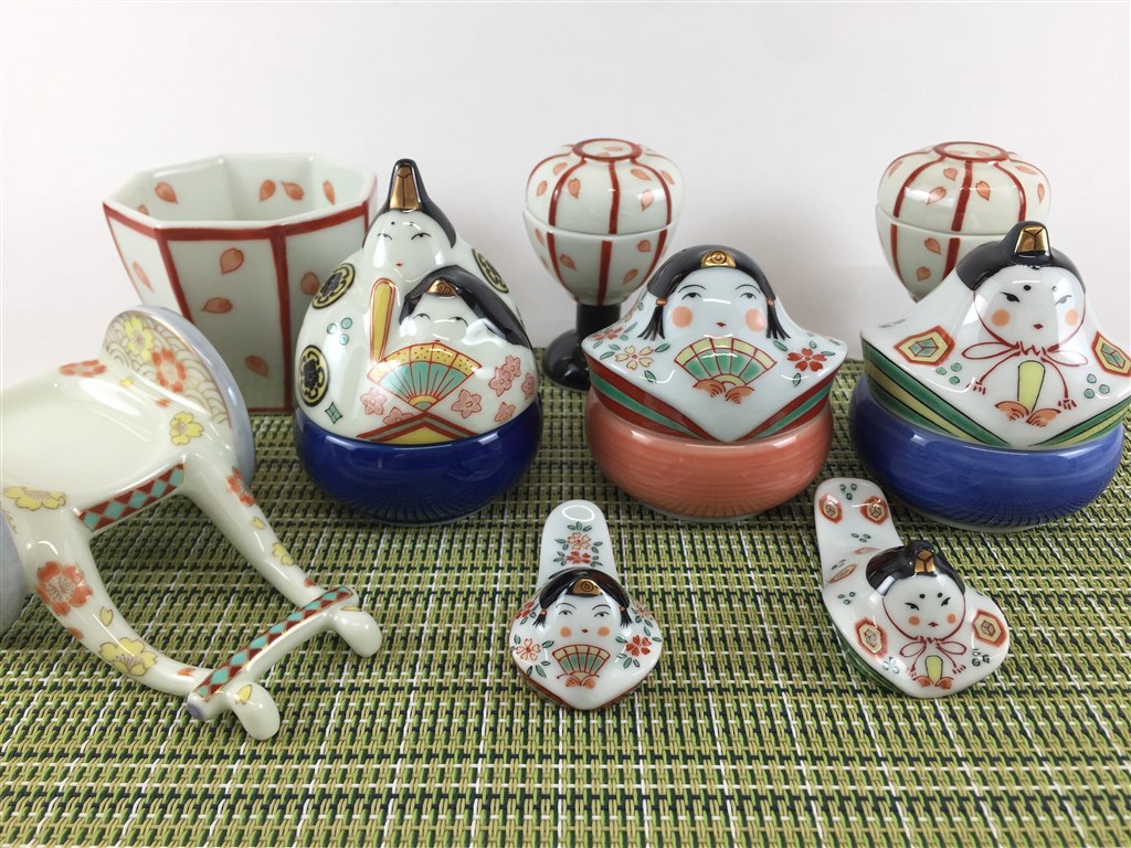 楽天市場】有田焼 幸楽窯 お雛様 豆蓋物( 男雛(お殿様) /女雛(お雛様