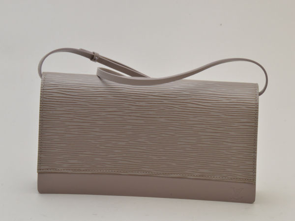 エピ 超美品 ルイヴィトン ショルダーバッグ エピ オンフルール リラ