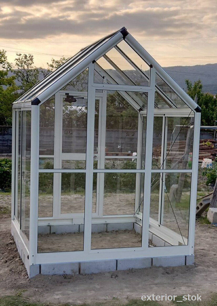 楽天市場】アルミ製ガラス温室B-1型 間口1800×桁行1800×高さ2372mm1.0