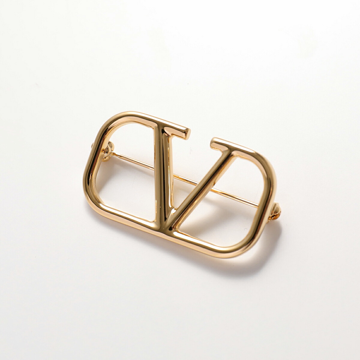 楽天市場】VALENTINO ヴァレンティノ ブローチ 3W2J0E82MET レディース