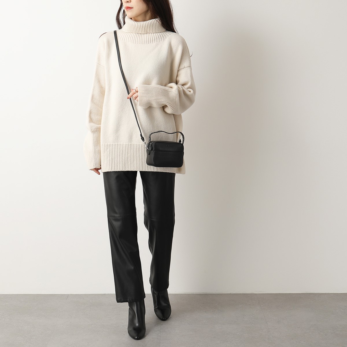 楽天市場】J&M DAVIDSON ぺブル ミニ TOP HANDLE MINI PEBBLE WITH