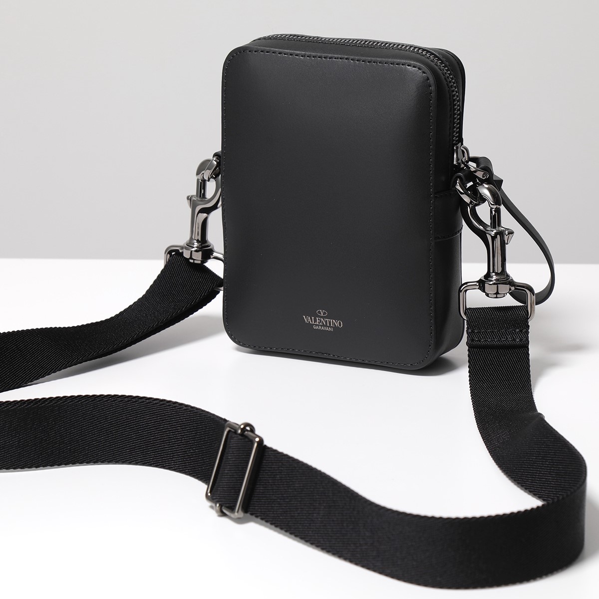 楽天市場】VALENTINO ヴァレンティノ ショルダーバッグ XY2B0943 GCI