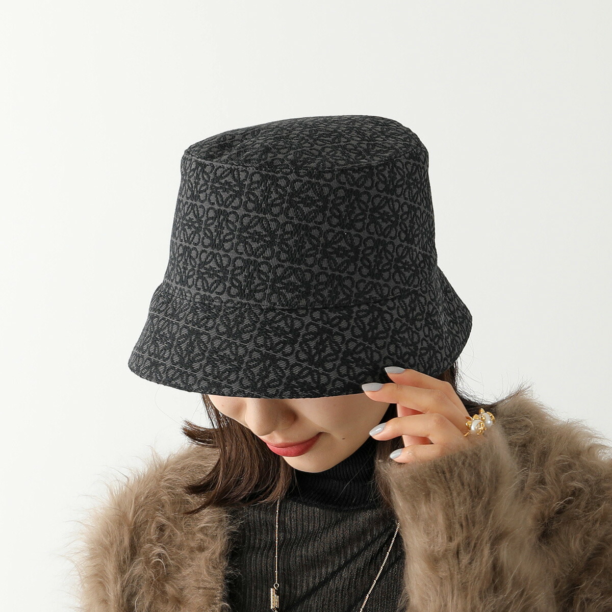 loewe ロエベ リバーシブル アナグラムバケットハット 帽子 ハット