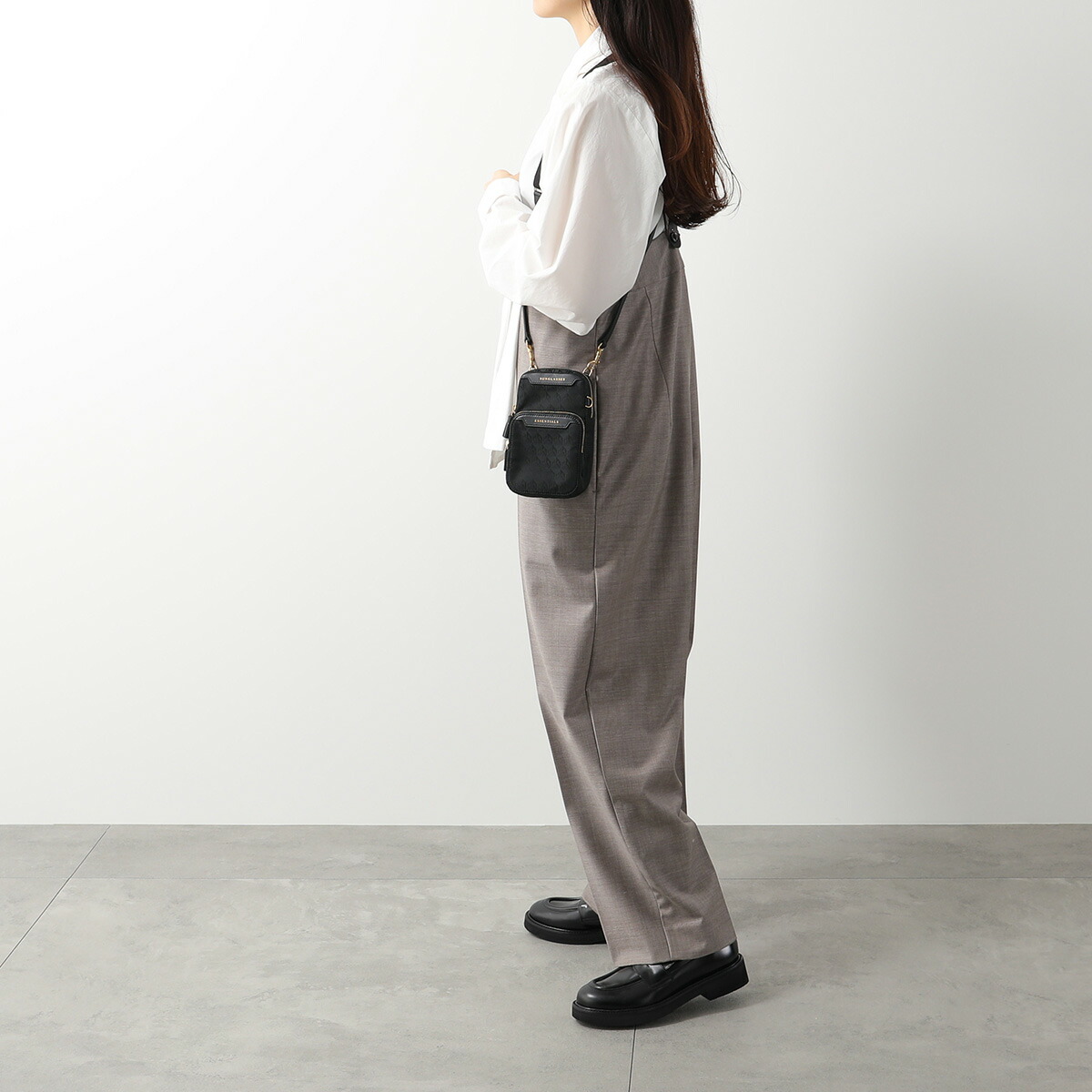 楽天市場】【最大2万円OFFクーポン対象・3/1限定】ANYA HINDMARCH