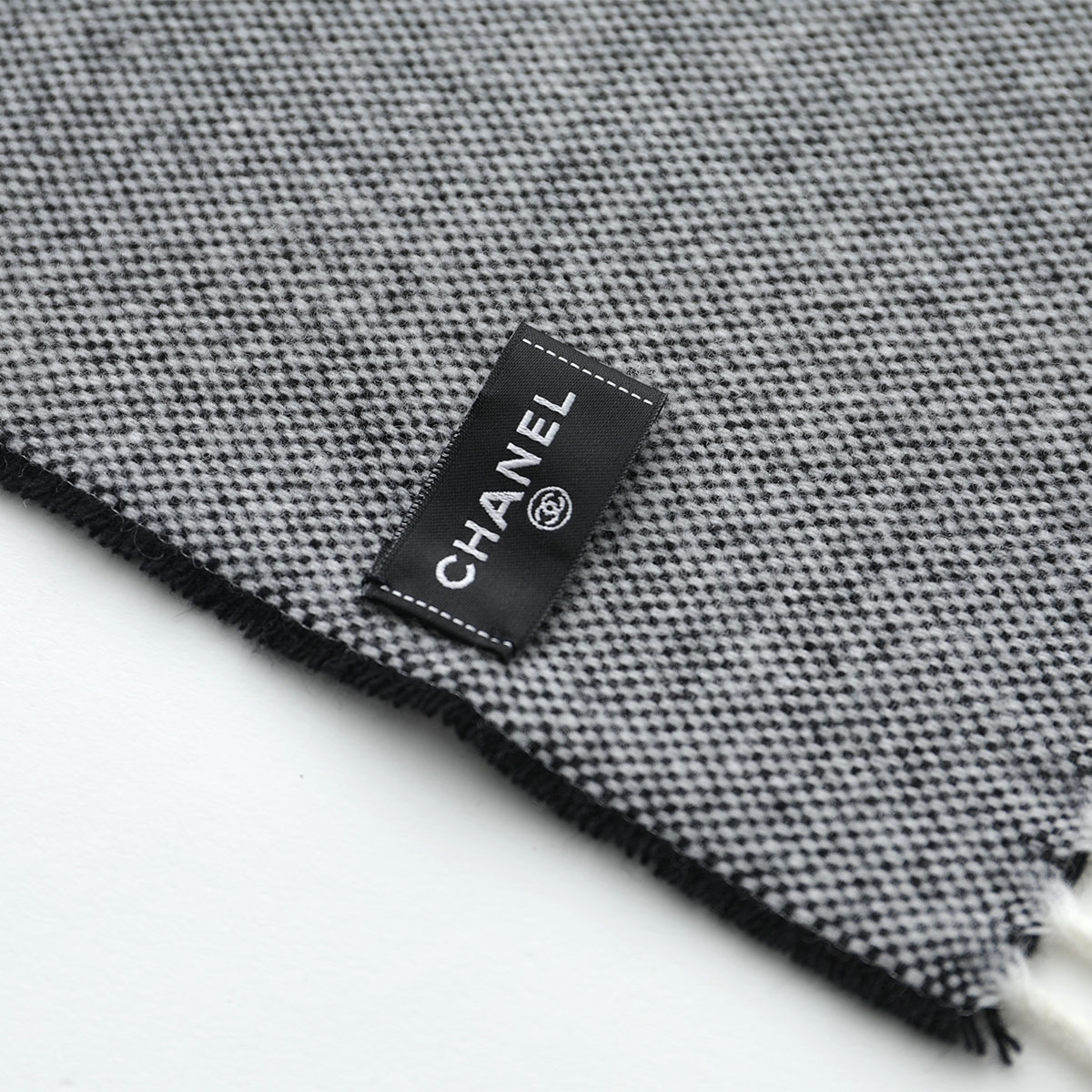 楽天市場】CHANEL シャネル マフラー AA9403 B13801 レディース ロゴ