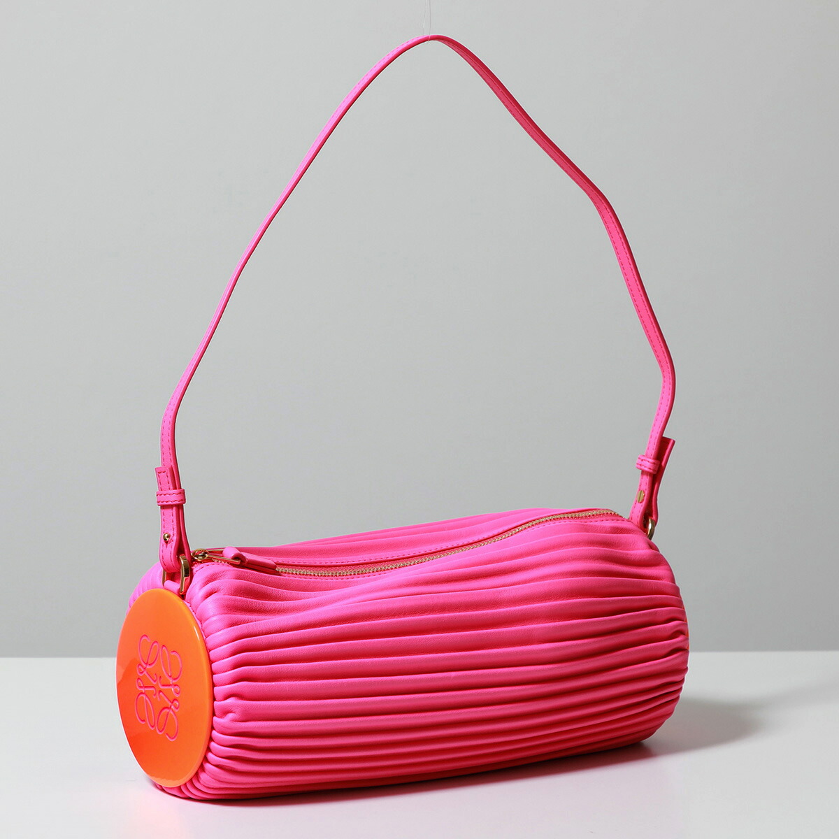 楽天市場】LOEWE ロエベ ハンドバッグ BRACELET POUCH ブレスレット