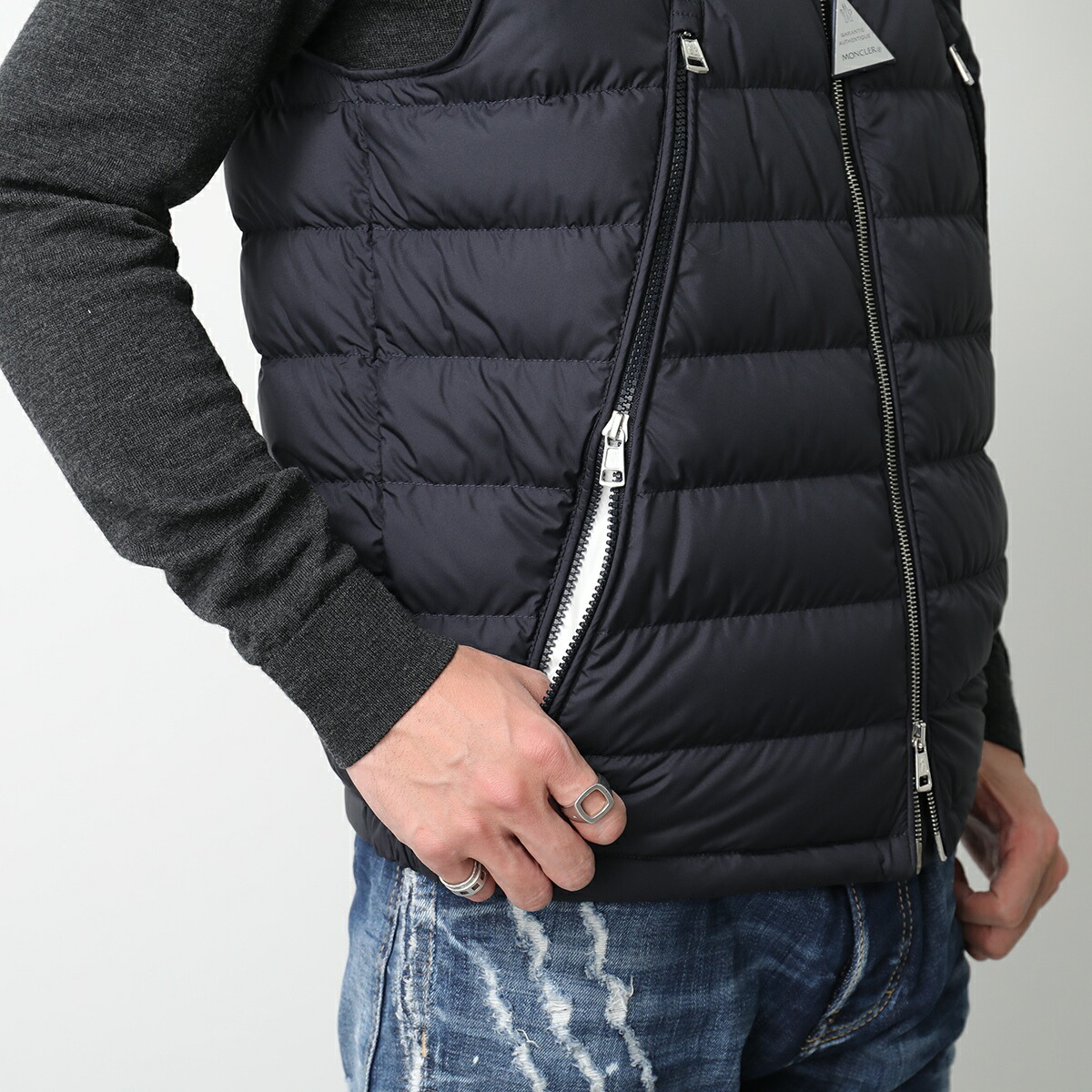 楽天市場】MONCLER モンクレール ダウンベスト ALBYT 1A00060 54A81