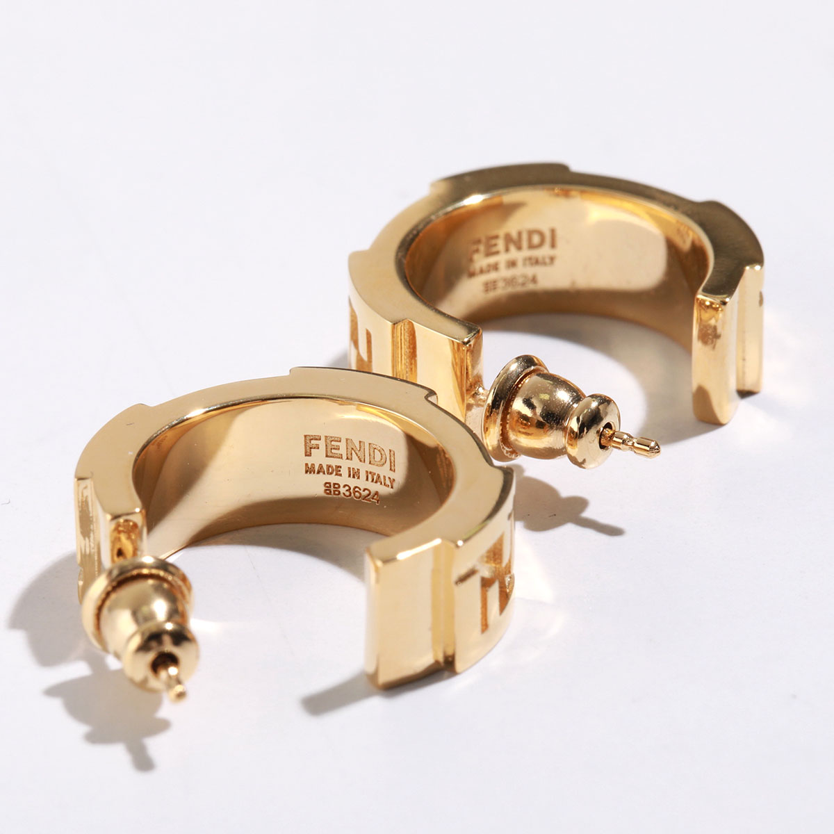 楽天市場】FENDI フェンディ フープピアス FOREVER フォーエバー